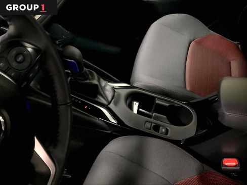 Used 2024 Toyota Corolla SE FWD image 17