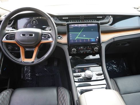 Certified 2025 Jeep Grand Cherokee L Summit AWD/4WD image 22