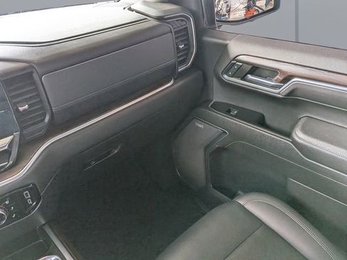 Used 2022 GMC Sierra 1500 SLT w/ SLT Premium Plus Package image 18