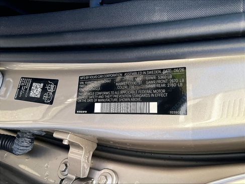 New 2027 Volvo XC60 B5 Plus AWD/4WD image 35