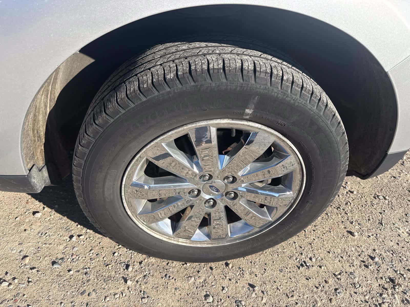 Used 2010 Ford Edge Limited FWD image 5