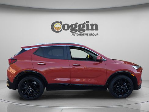 Used 2024 Buick Encore GX Sport Touring w/ Experience Buick Package FWD image 6