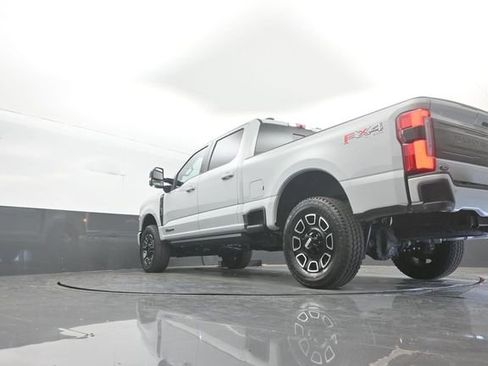 New 2026 Ford F350 Platinum w/ FX4 Off-Road Package image 31
