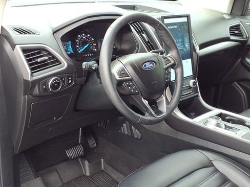 Certified 2023 Ford Edge SEL w/ Convenience Package AWD/4WD image 13