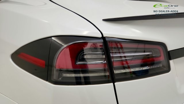 Used 2023 Tesla Model S AWD/4WD image 25