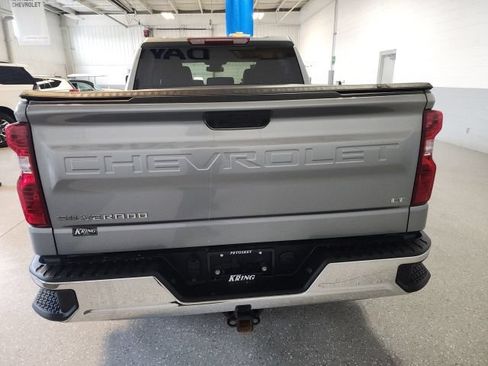 Used 2023 Chevrolet Silverado 1500 LT AWD/4WD image 4