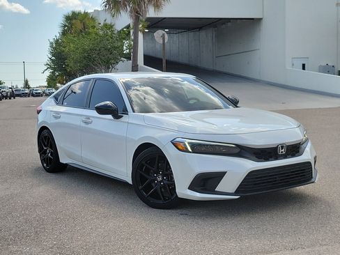 Used 2024 Honda Civic Sport image 1