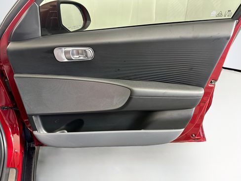 Used 2024 Hyundai Ioniq 6 SE RWD image 33