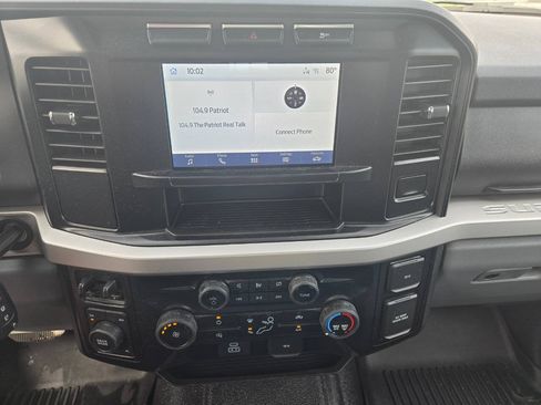 Used 2024 Ford F250 XLT AWD/4WD image 11