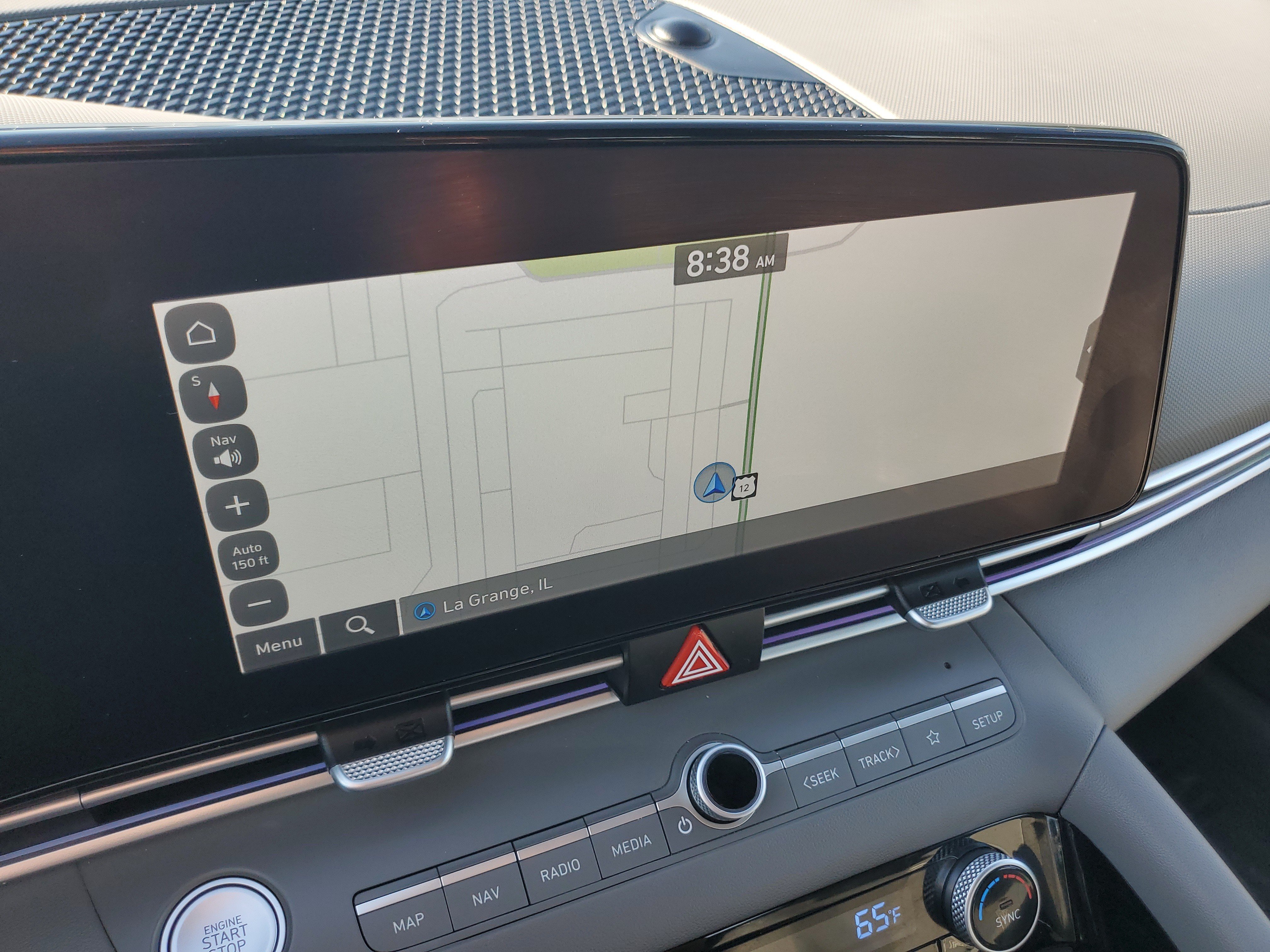 Used 2025 Hyundai Elantra SEL FWD image 30