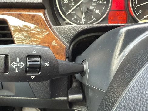 Used 2013 BMW 328i Convertible image 14