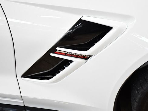 Used 2019 Chevrolet Corvette Grand Sport RWD image 25