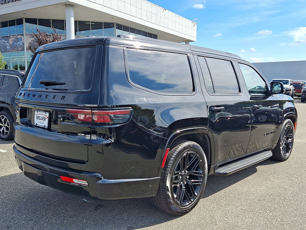 Used 2024 Jeep Wagoneer Series II w/ Convenience Group I AWD/4WD image 31