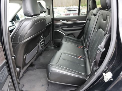 Used 2024 Jeep Grand Cherokee Limited 4xe image 24