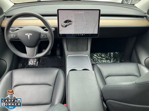 Used 2021 Tesla Model Y Long Range AWD/4WD image 36