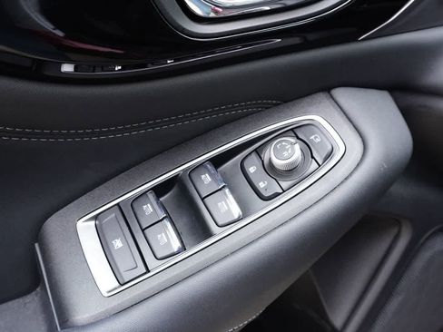 Used 2025 Subaru Outback Touring image 15