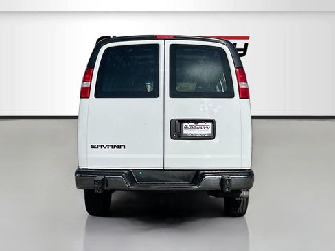 Used 2022 GMC Savana 2500 w/ Driver Convenience Package RWD image 6