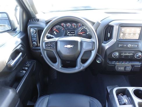Used 2023 Chevrolet Silverado 1500 Custom image 38