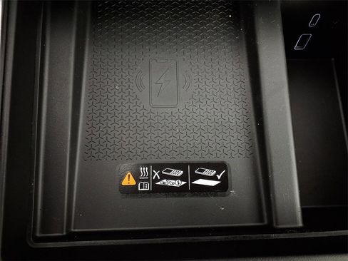 New 2026 GMC Acadia Elevation image 24