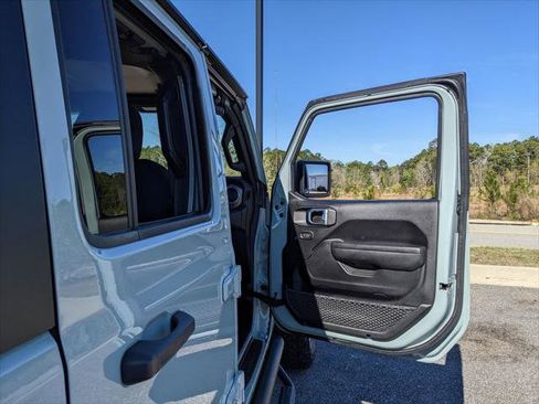 Certified 2023 Jeep Wrangler Unlimited Rubicon 4xe image 59