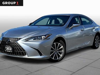 Used 2025 Lexus ES 350
