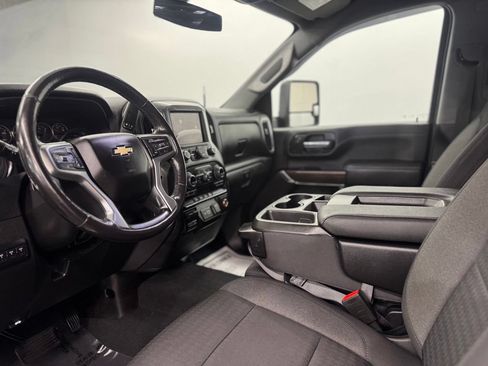 Used 2022 Chevrolet Silverado 2500 LT w/ Convenience Package AWD/4WD image 18