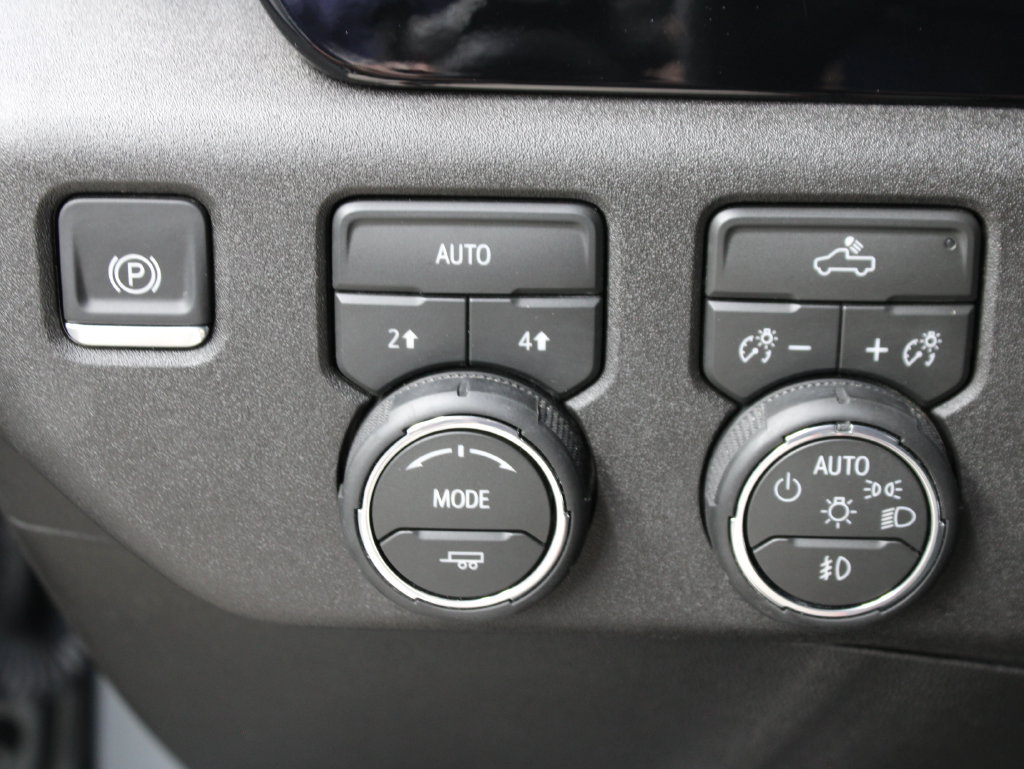 Used 2026 Chevrolet Silverado 1500 RST w/ Rally Edition AWD/4WD image 49