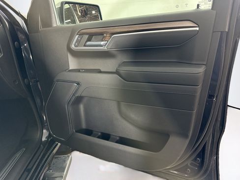 Used 2023 Chevrolet Silverado 1500 LT image 29