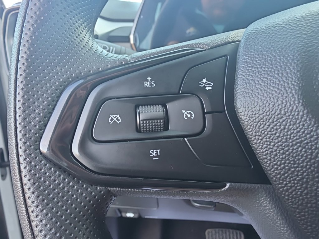 Used 2024 Chevrolet TrailBlazer LS FWD image 28