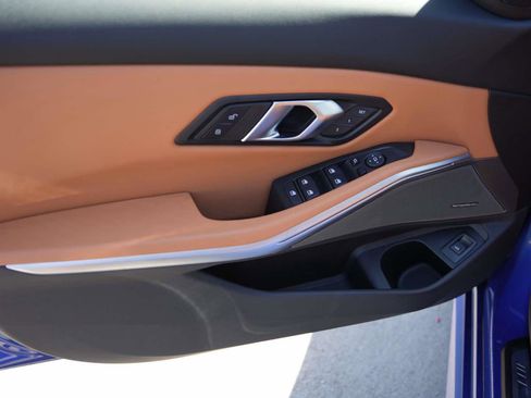 Used 2025 BMW M340i image 12