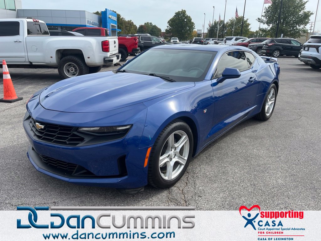Used 2019 Chevrolet Camaro LT RWD image 1