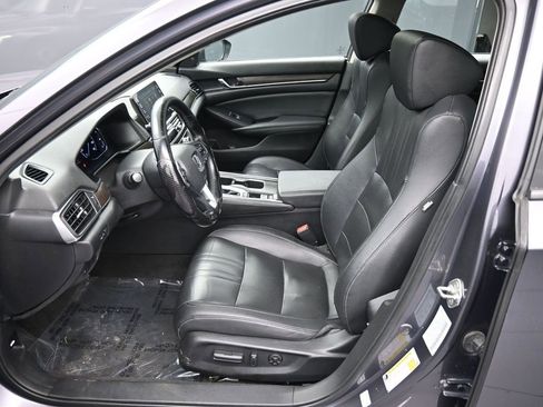 Used 2019 Honda Accord EX-L image 18