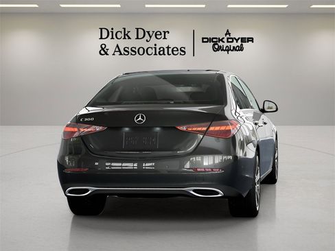 Used 2025 Mercedes-Benz C 300 Sedan image 13