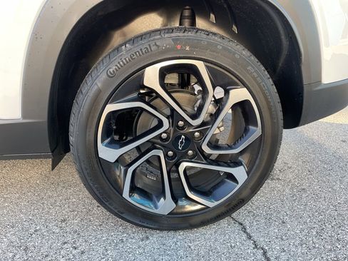 New 2026 Chevrolet Trax RS w/ Sunroof Package image 53