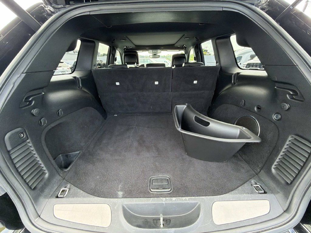 Used 2020 Jeep Grand Cherokee Overland AWD/4WD image 13