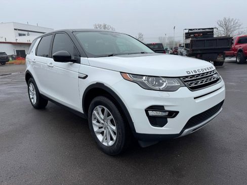 Used 2016 Land Rover Discovery Sport HSE image 7