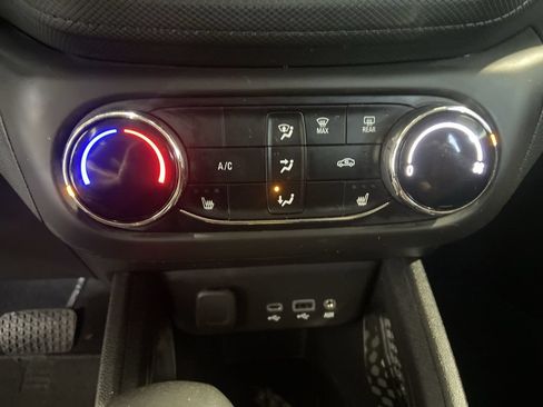 Certified 2023 Chevrolet TrailBlazer LT FWD image 17