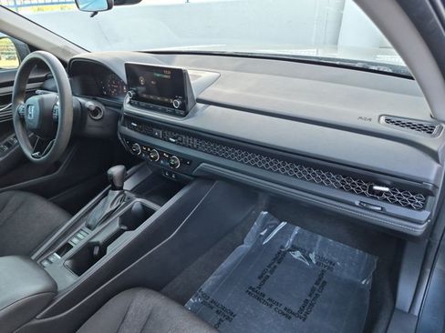 Used 2023 Honda Accord EX image 21