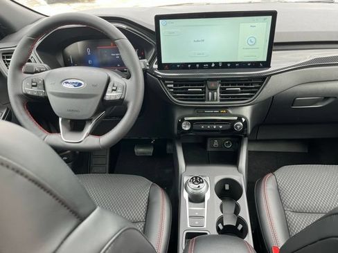 Used 2026 Ford Escape ST-Line w/ Cold Weather Package AWD/4WD image 14
