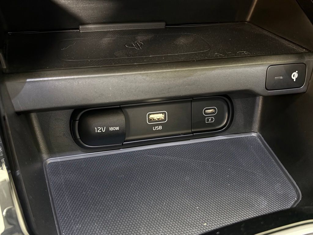 Used 2024 Kia Soul EX FWD image 28