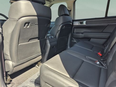 New 2026 Hyundai Santa Fe Limited AWD/4WD image 18