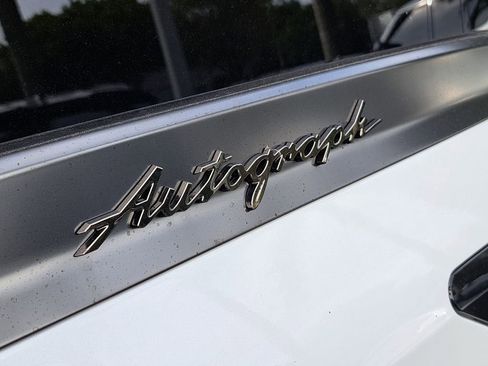 New 2026 INFINITI QX80 Autograph w/ Premium Cargo Package AWD/4WD image 9