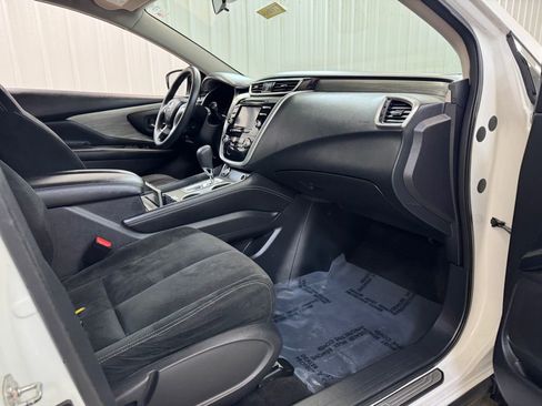 Used 2015 Nissan Murano S image 24