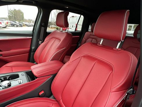 Used 2024 Jeep Wagoneer Launch Edition image 18