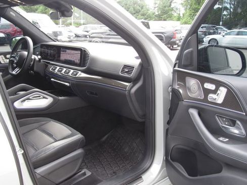 Used 2024 Mercedes-Benz GLE 63 AMG S image 18