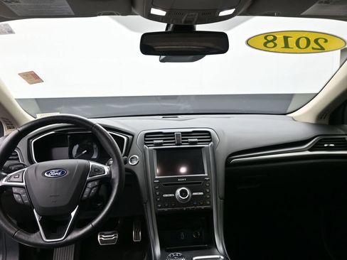 Used 2018 Ford Fusion Energi Titanium image 28