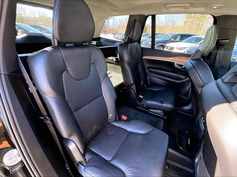 Certified 2023 Volvo XC90 B6 Plus w/ Protection Package image 19