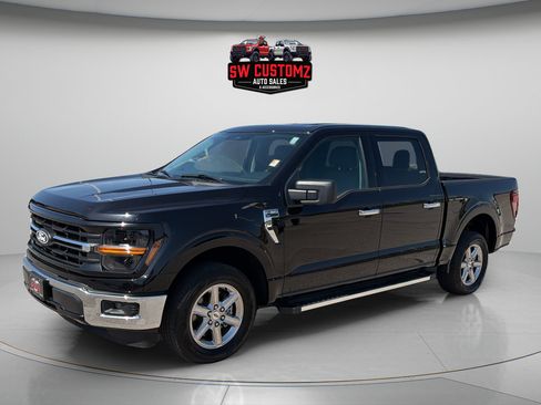 Used 2025 Ford F150 XLT w/ Equipment Group 301A Standard RWD image 3