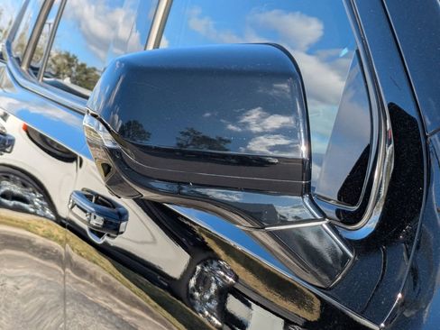 Used 2022 Cadillac Escalade Sport w/ Touring Package image 12