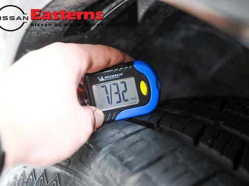 Used 2022 Nissan Rogue SV image 28